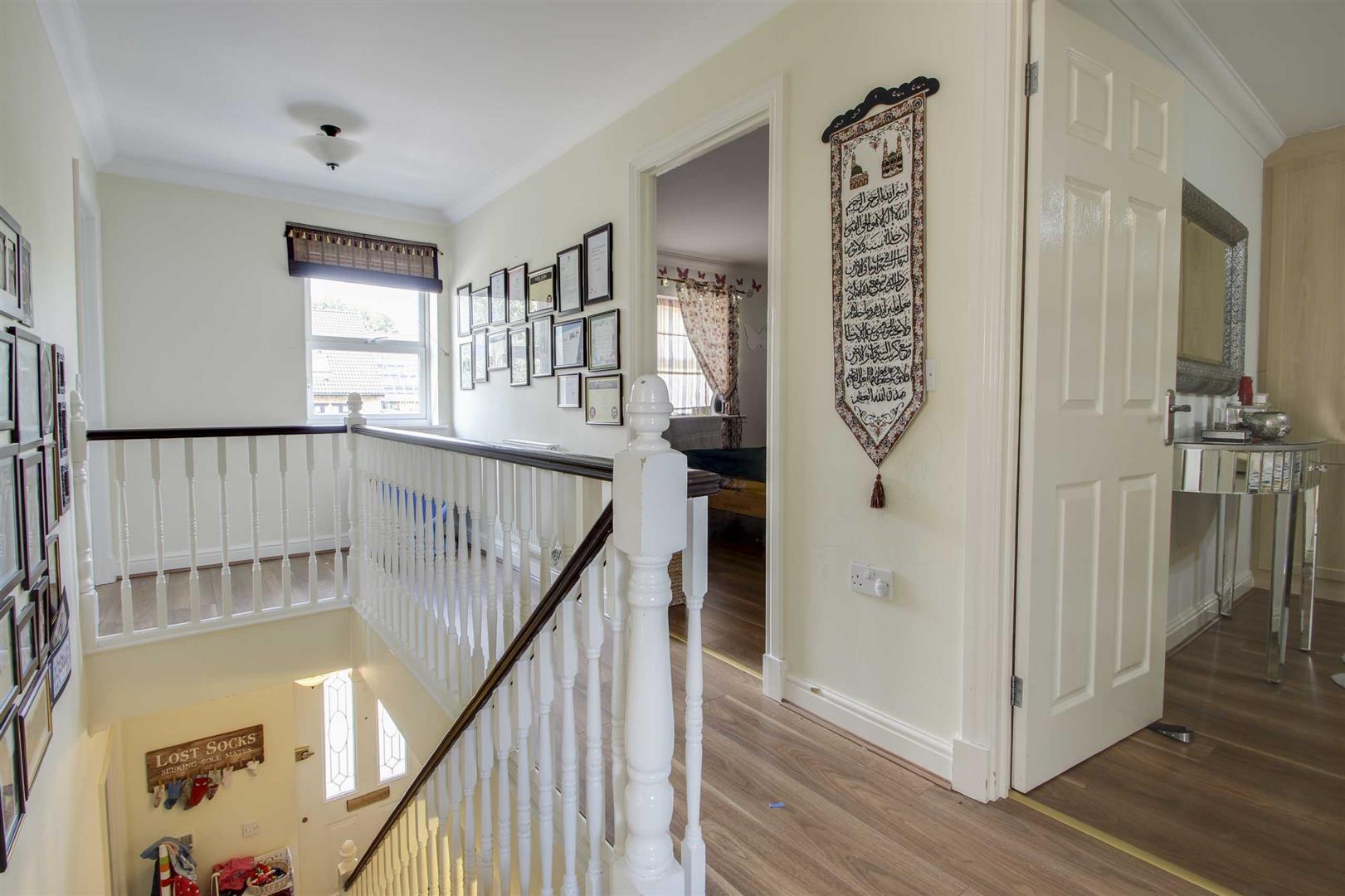 Upton Grove, Shenley Lodge, Milton Keynes